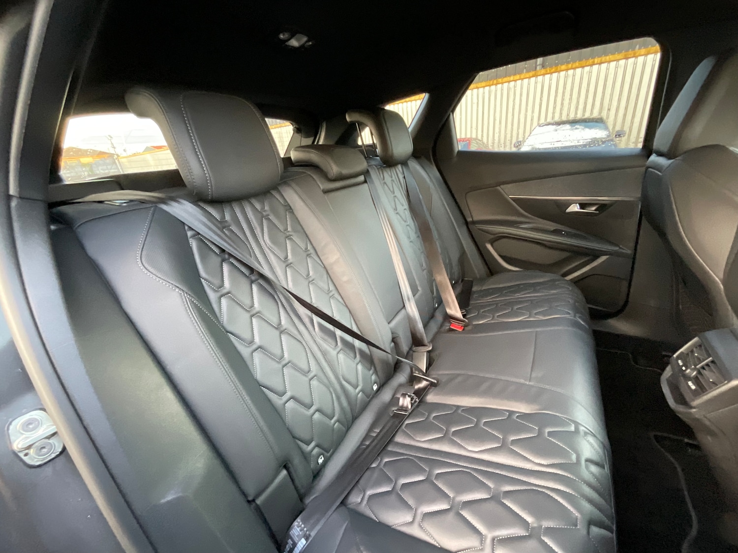 Used Peugeot 3008 2023 for sale - 76236835: Photo 11