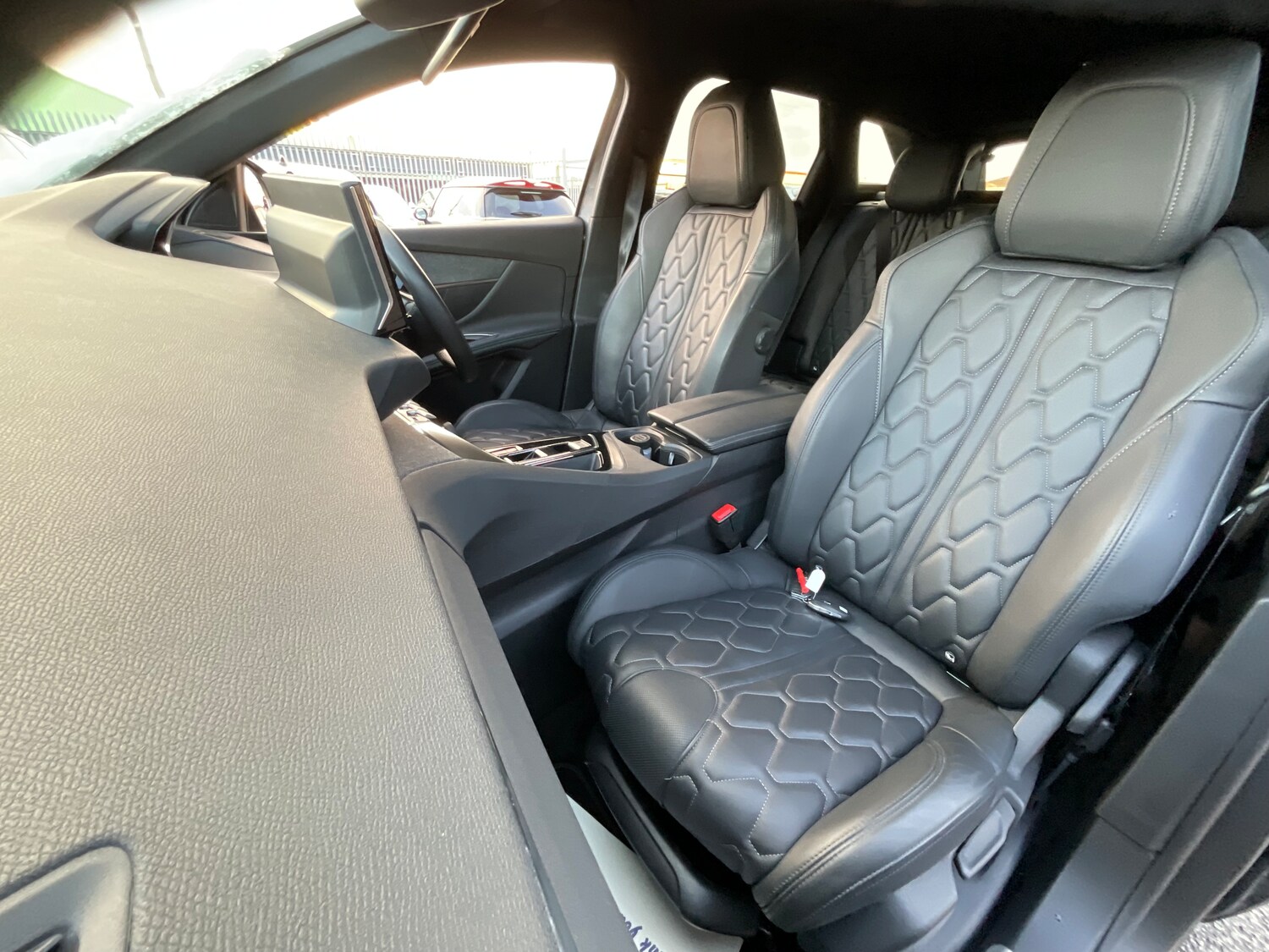 Used Peugeot 3008 2023 for sale - 76236835: Photo 17