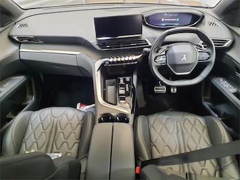 Used Peugeot 3008 2023 for sale - 76236835: Photo