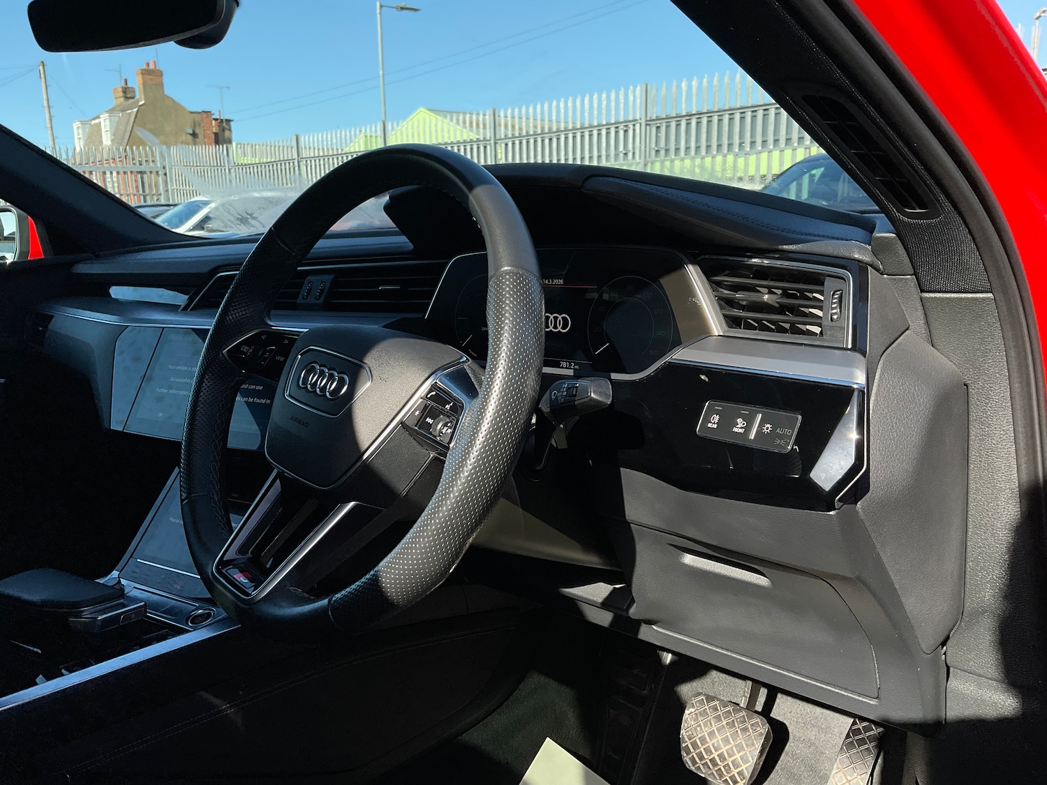 Used Audi e-tron 2022 for sale - 77997896: Photo 25