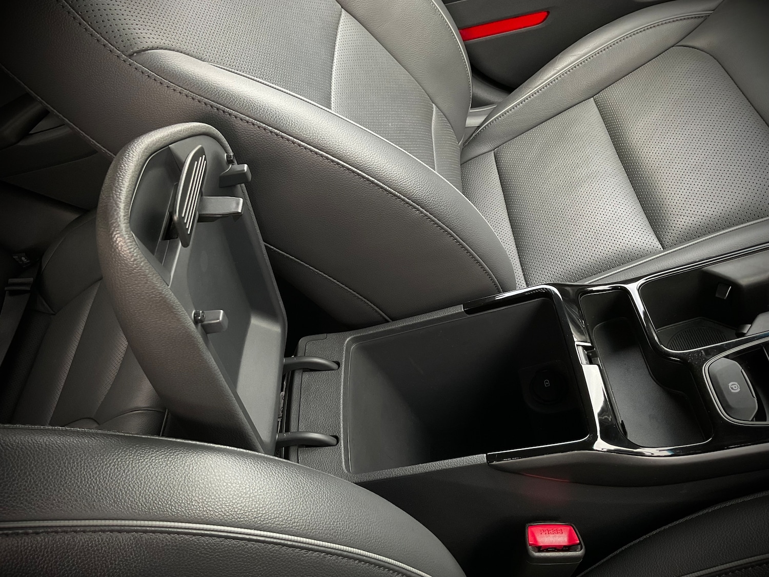 Used Hyundai IONIQ 2021 for sale - 76392000: Photo 27