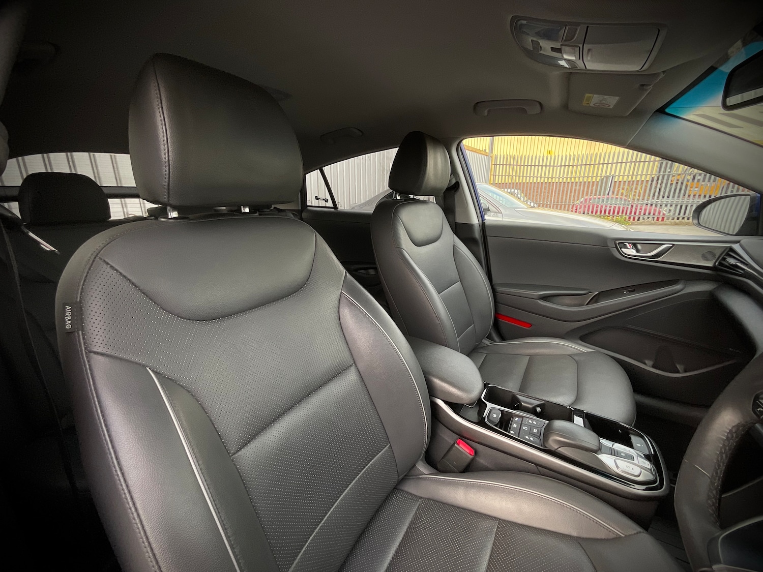 Used Hyundai IONIQ 2021 for sale - 76392000: Photo 8