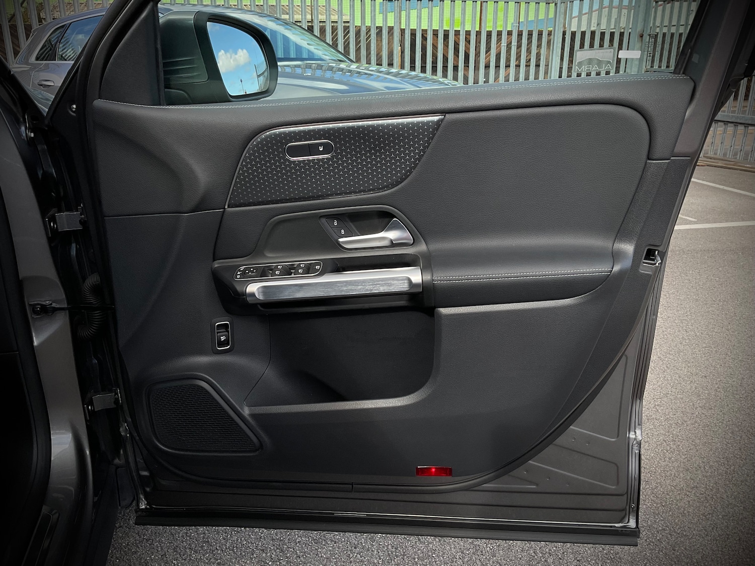 Used Mercedes-Benz EQB 2024 for sale - 76106876: Photo 21
