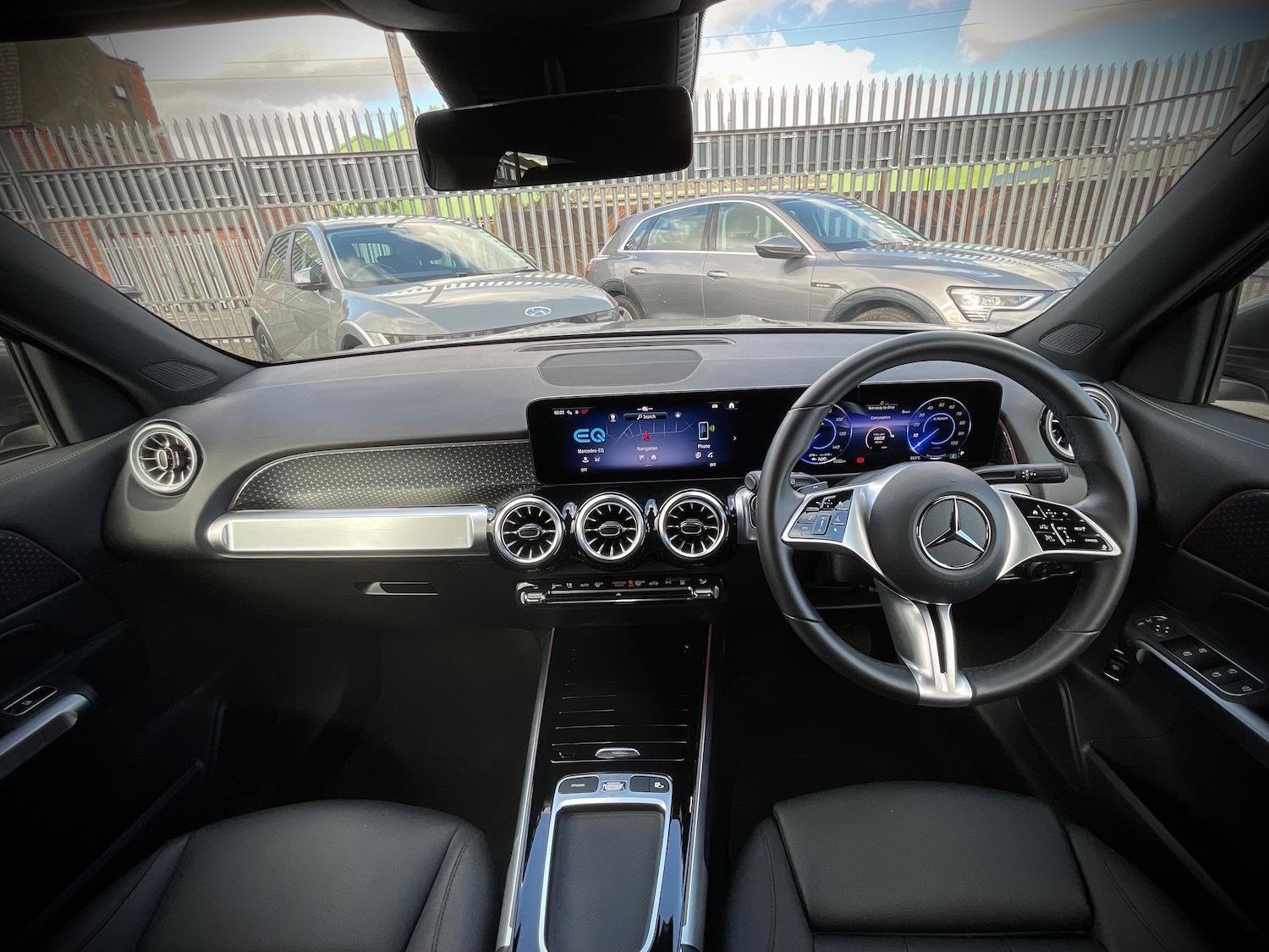 Used Mercedes-Benz EQB 2024 for sale - 76106876: Photo 6
