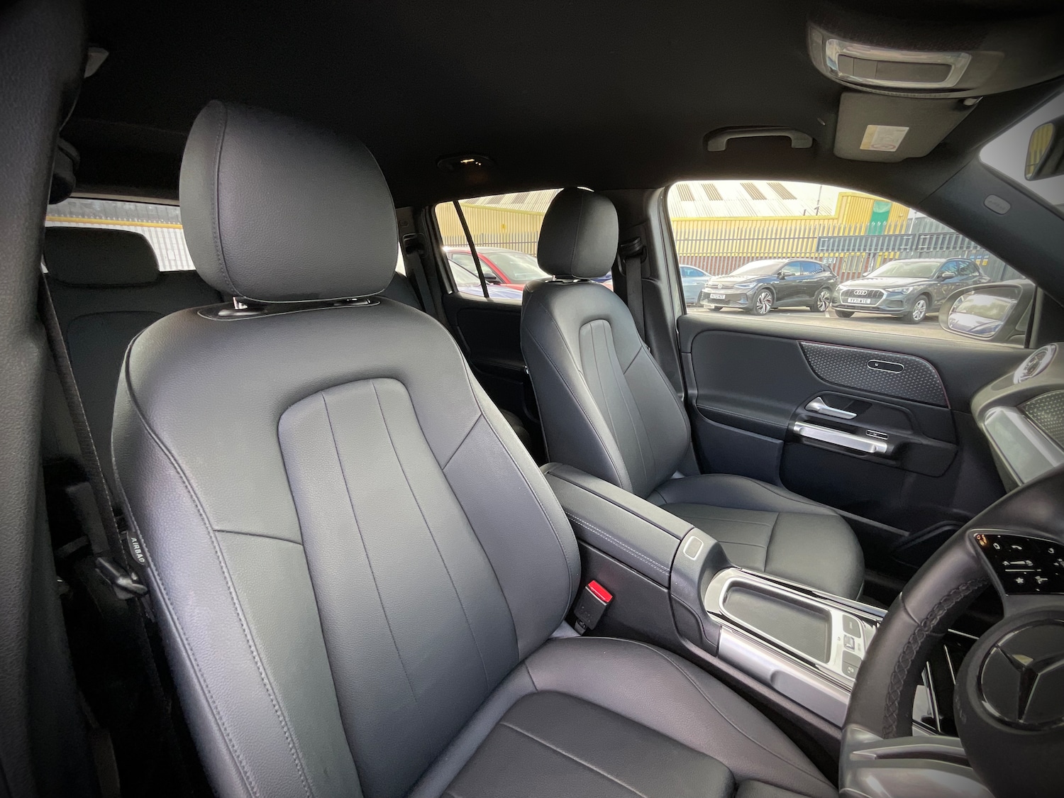 Used Mercedes-Benz EQB 2024 for sale - 76106876: Photo 8