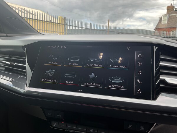Used Audi Q4 e-tron 2024 for sale - 76304946: Photo 42