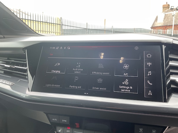 Used Audi Q4 e-tron 2024 for sale - 76304946: Photo 47