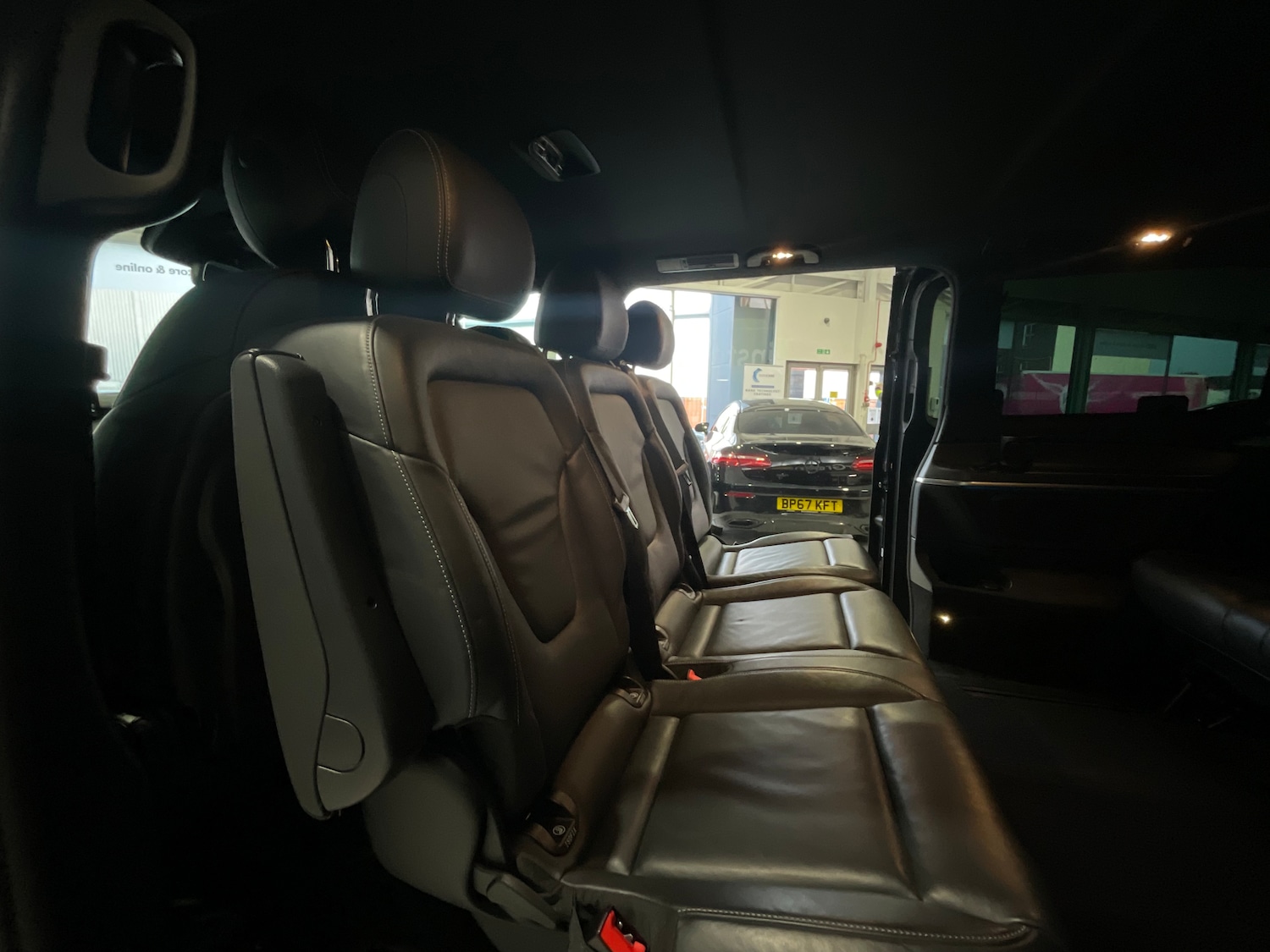 Used Mercedes-Benz V-Class 2023 for sale - 77044458: Photo 13