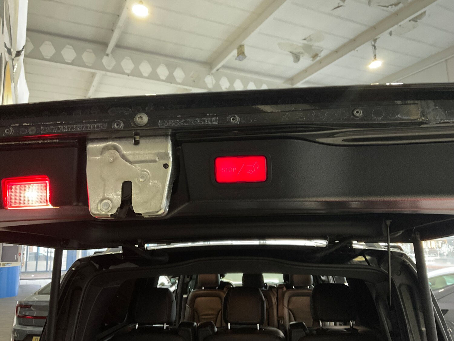 Used Mercedes-Benz V-Class 2023 for sale - 77044458: Photo 28