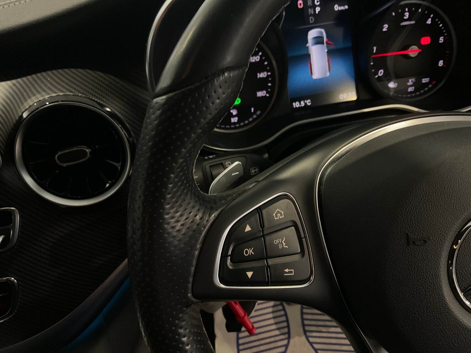 Used Mercedes-Benz V-Class 2023 for sale - 77044458: Photo 37