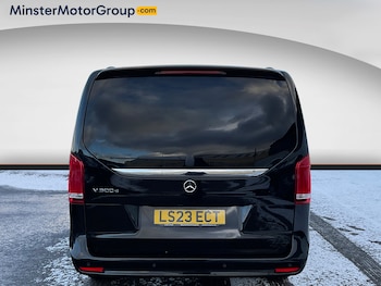 Used Mercedes-Benz V-Class 2023 for sale - 77044458: Photo