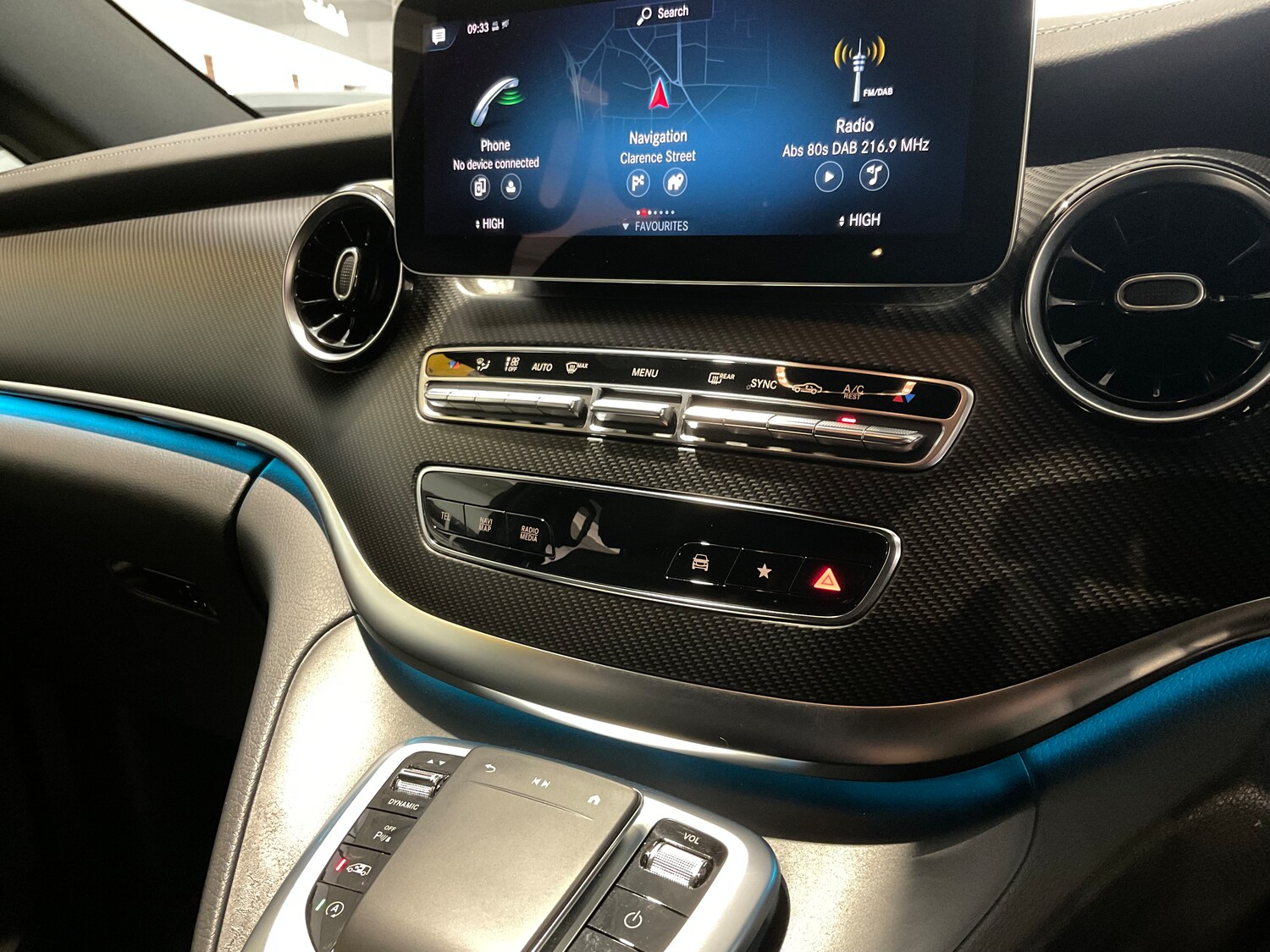 Used Mercedes-Benz V-Class 2023 for sale - 77044458: Photo 40