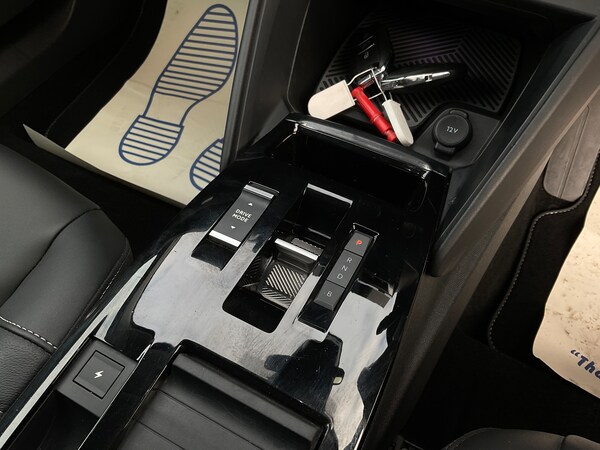 Used Citroen e-C4 2021 for sale - 75546069: Photo 35