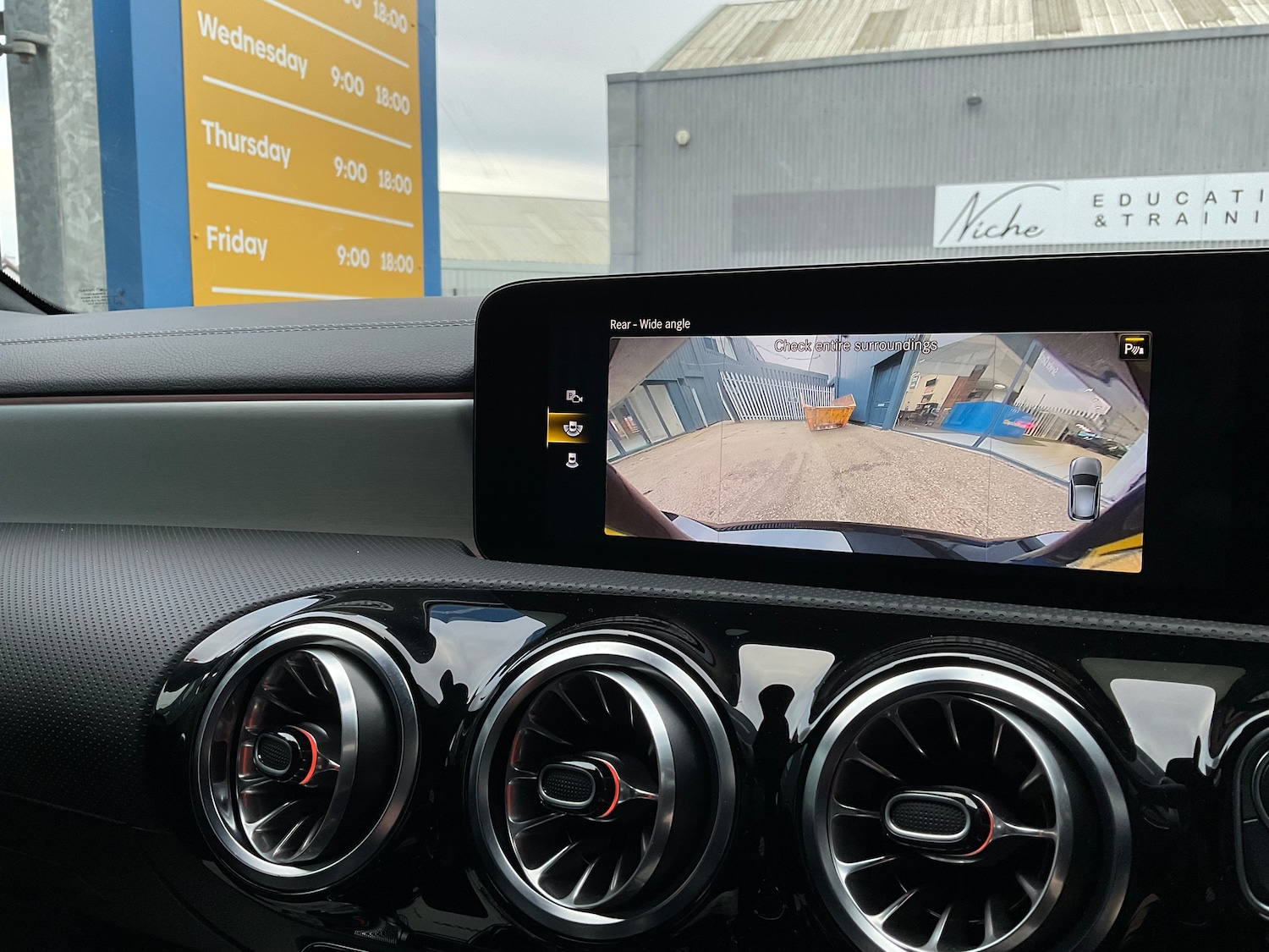 Used Mercedes-Benz A-Class 2022 for sale - 76968111: Photo 37