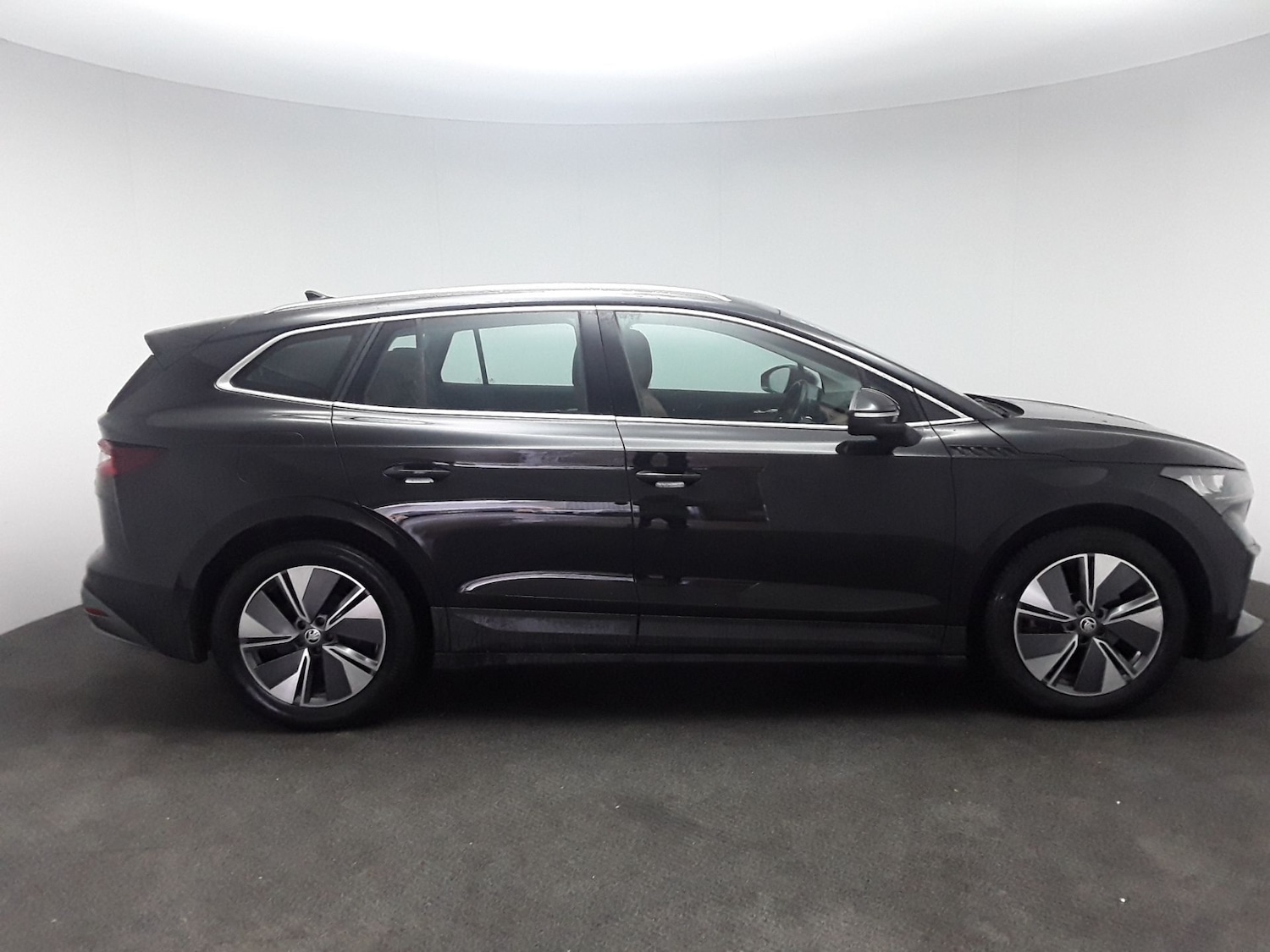 Used Skoda Enyaq 2023 for sale - 77206645: Photo 3