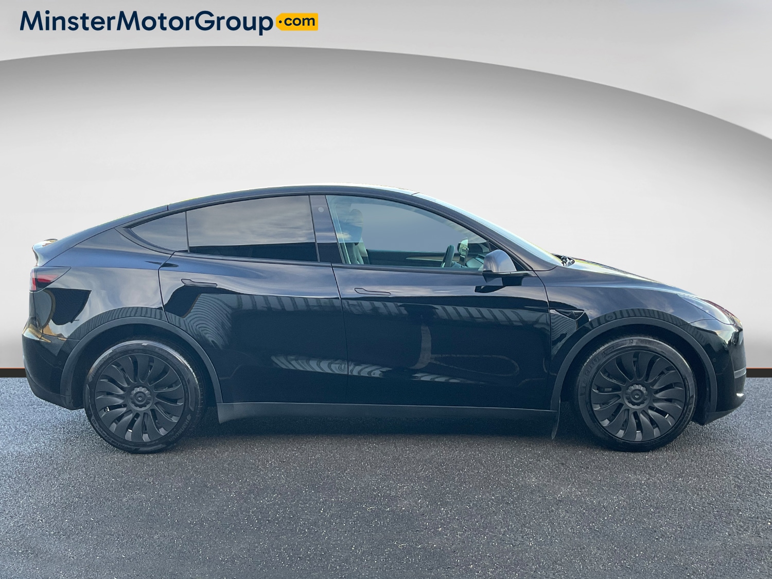 Used Tesla Model Y 2022 for sale - 76980157: Photo 2