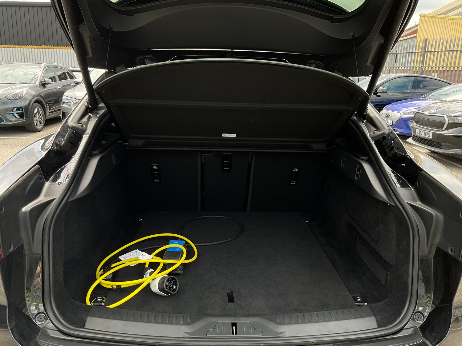 Vehicle 21