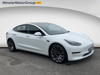 2022 - PERFORMANCE AWD