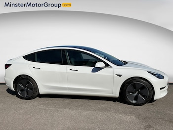 Used Tesla Model 3 2023 for sale - 78121114: Photo