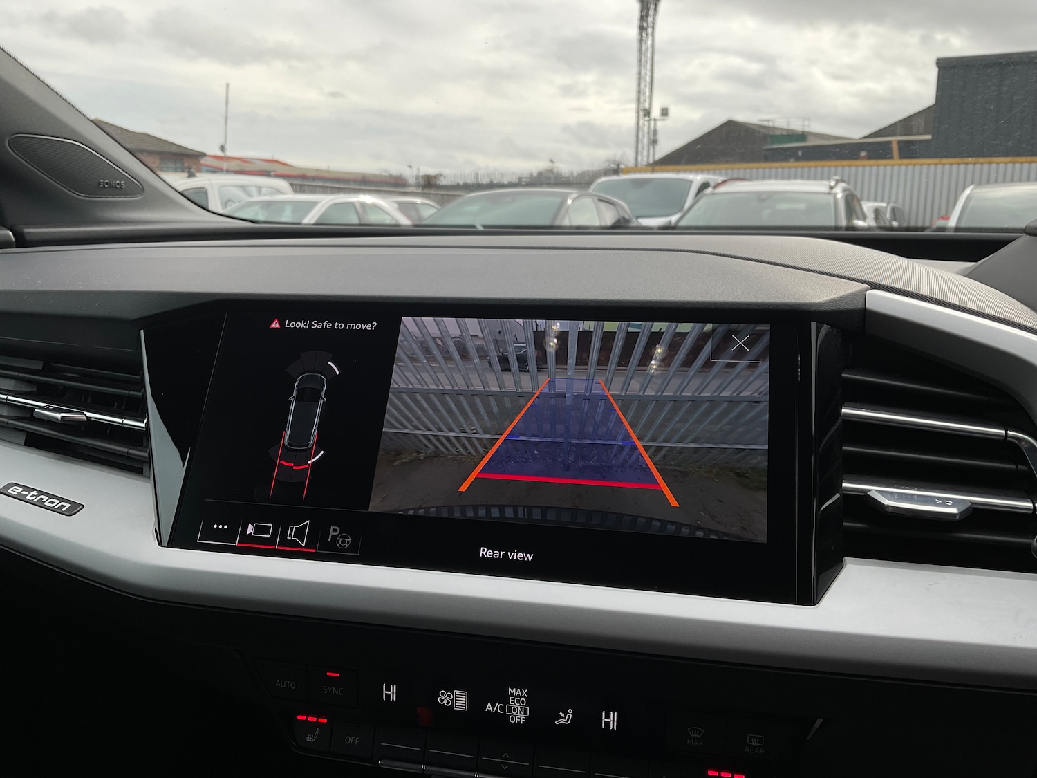 Used Audi Q4 e-tron 2022 for sale - 77374379: Photo 35