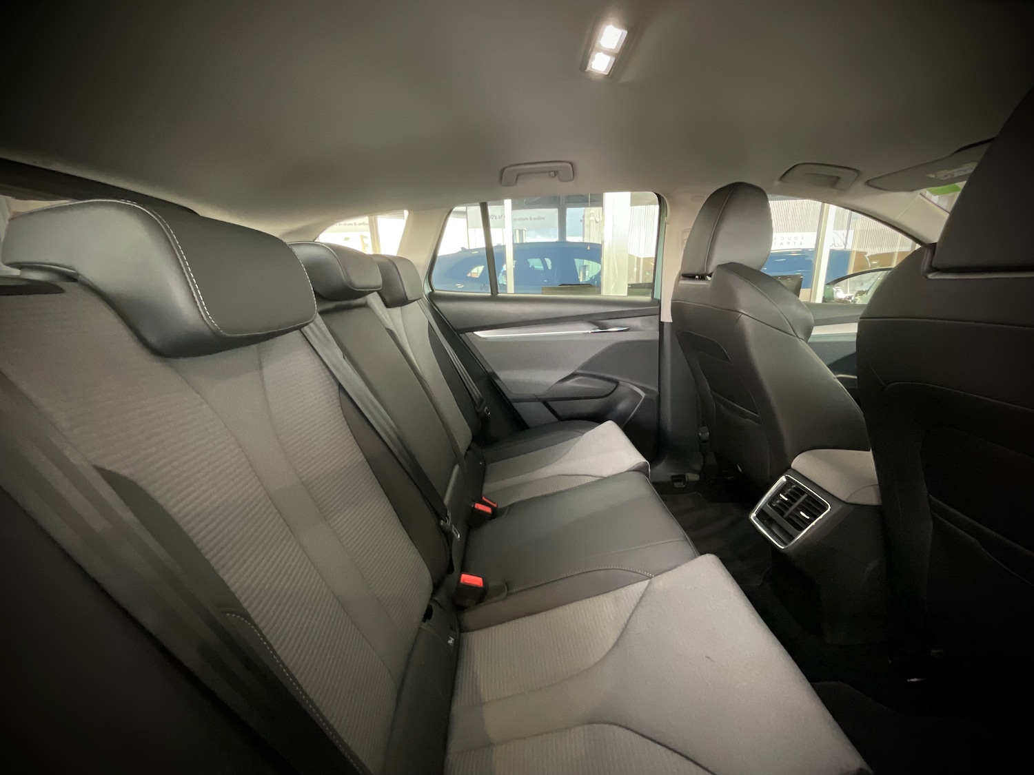 Used Skoda Enyaq 2022 for sale - 76442715: Photo 14