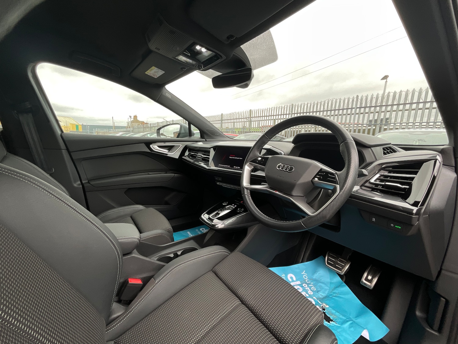 Used Audi Q4 e-tron 2023 for sale - 77517141: Photo 7