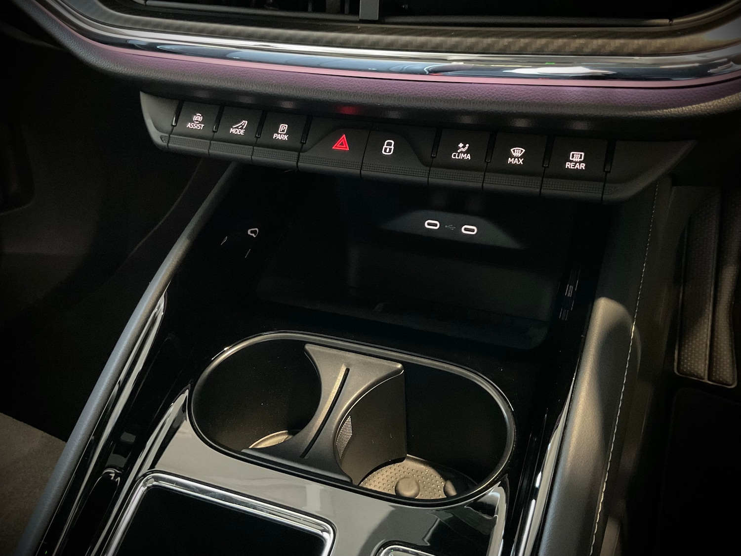 Used Skoda Enyaq 2024 for sale - 76206930: Photo 30