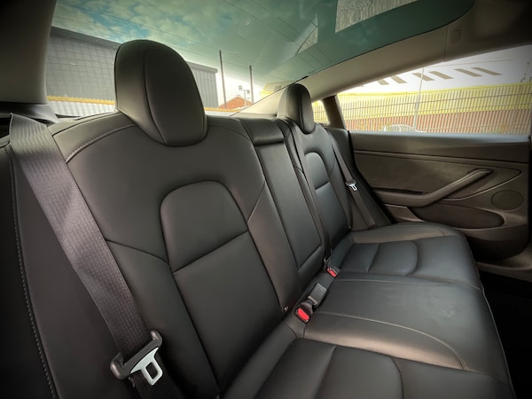 Used Tesla Model 3 2021 for sale - 76128319: Photo 11