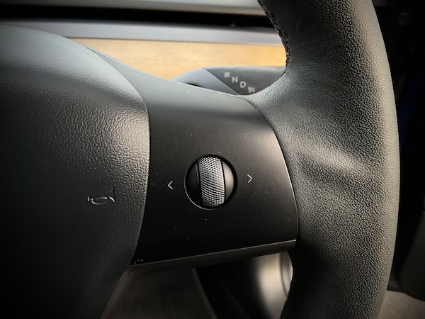 Used Tesla Model 3 2021 for sale - 76128319: Photo 26