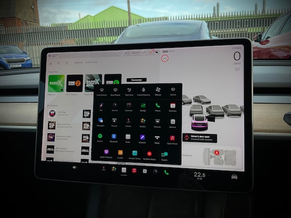 Used Tesla Model 3 2021 for sale - 76128319: Photo 30