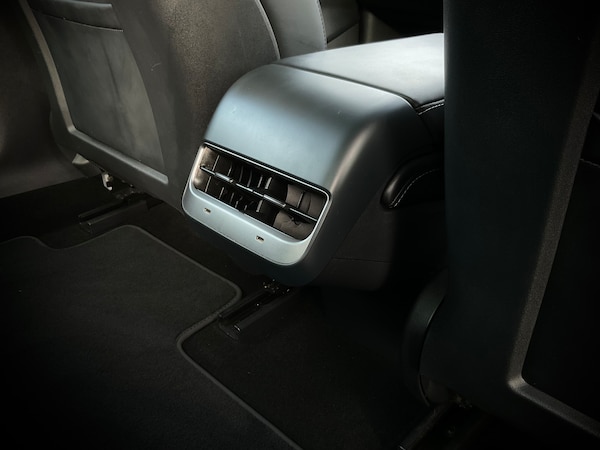 Used Tesla Model 3 2021 for sale - 76128319: Photo 38