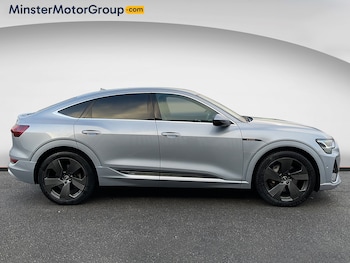 Used Audi e-tron 2022 for sale - 76705604: Photo