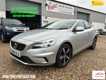 2019 (68) - T2 [122] R DESIGN 5dr