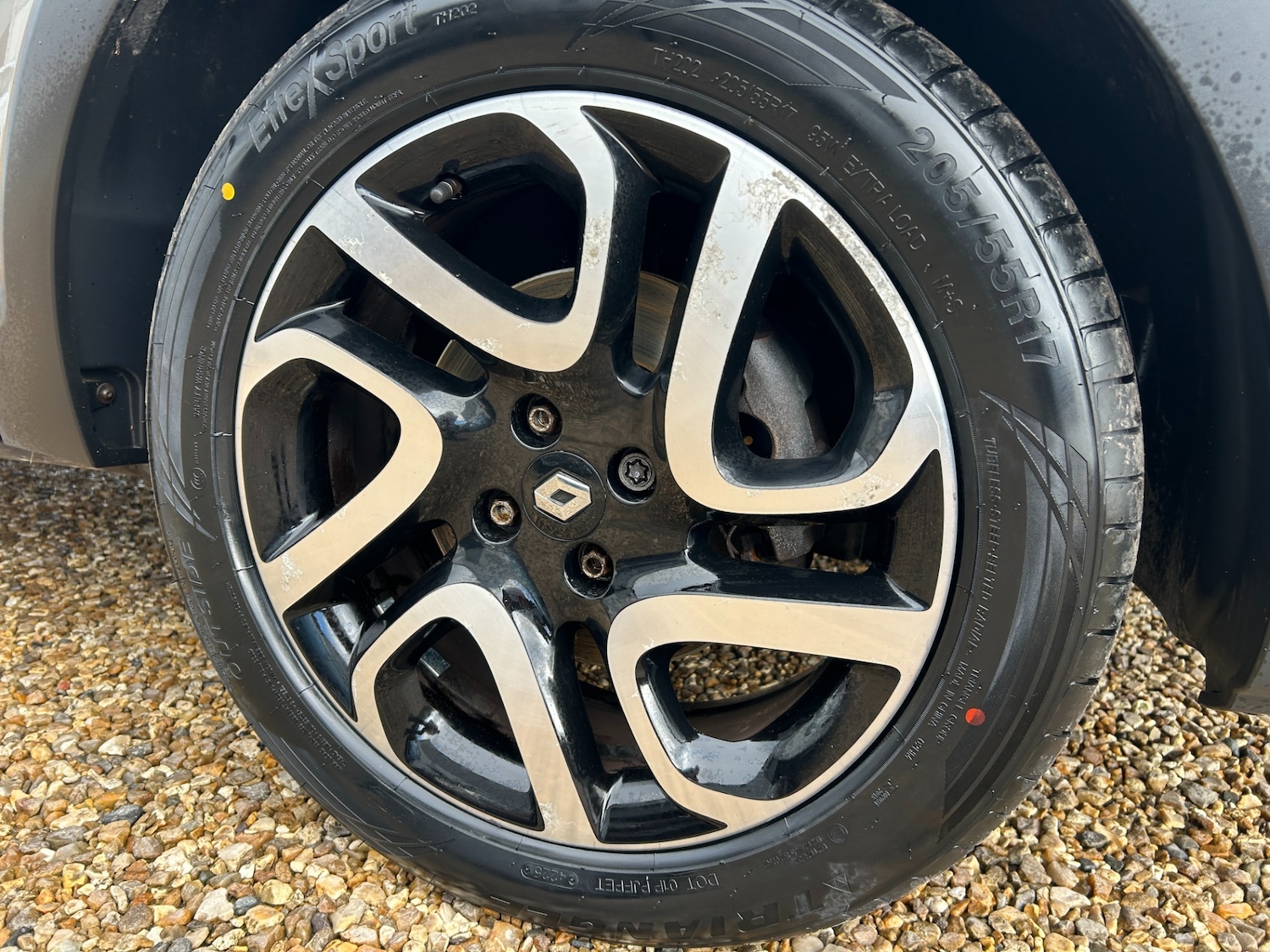 Used Renault Captur 2015 for sale - 77335817: Photo 11