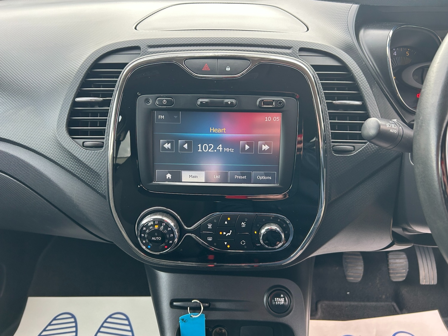 Used Renault Captur 2015 for sale - 77335817: Photo 21