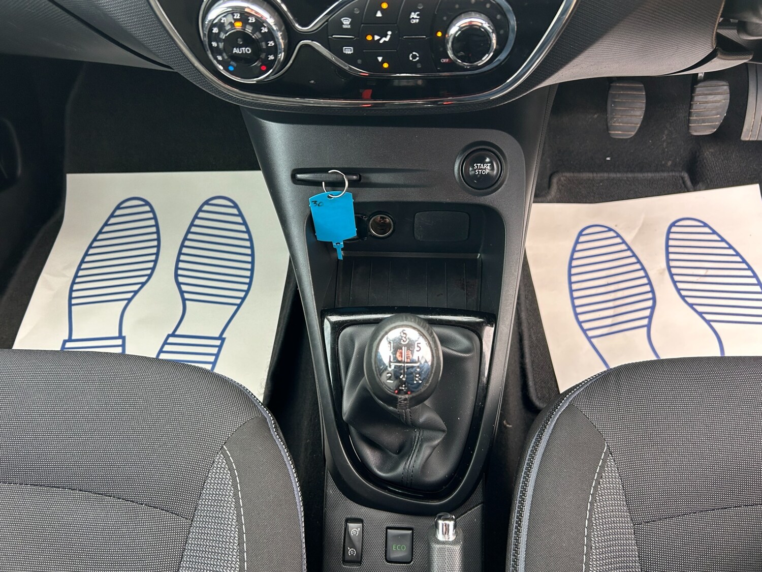 Used Renault Captur 2015 for sale - 77335817: Photo 22