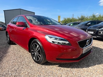 Used Volvo V40 2019 for sale - 78421727: Photo