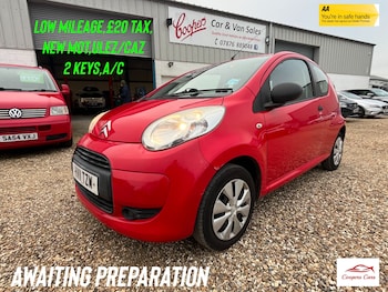 2011 (11) - 1.0i VTR 3dr [AC]