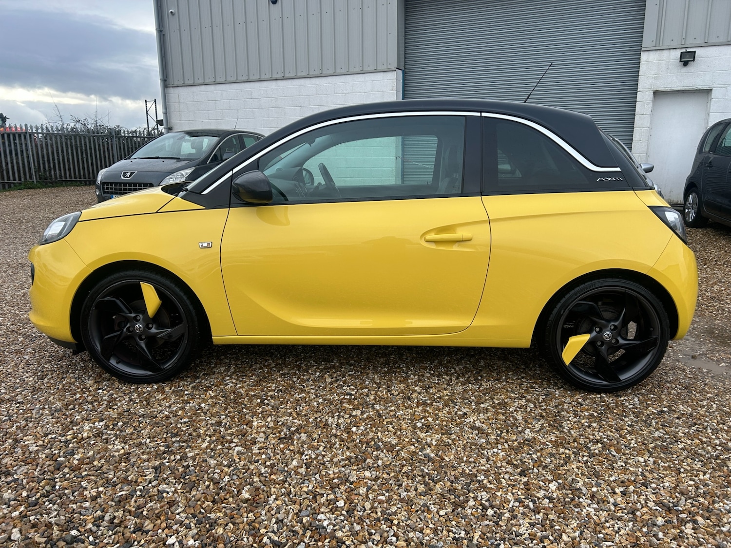 Used Vauxhall ADAM 2015 for sale - 77339810: Photo 9