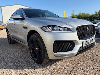 Used Jaguar F-Pace 2019 for sale - 77812785: Photo