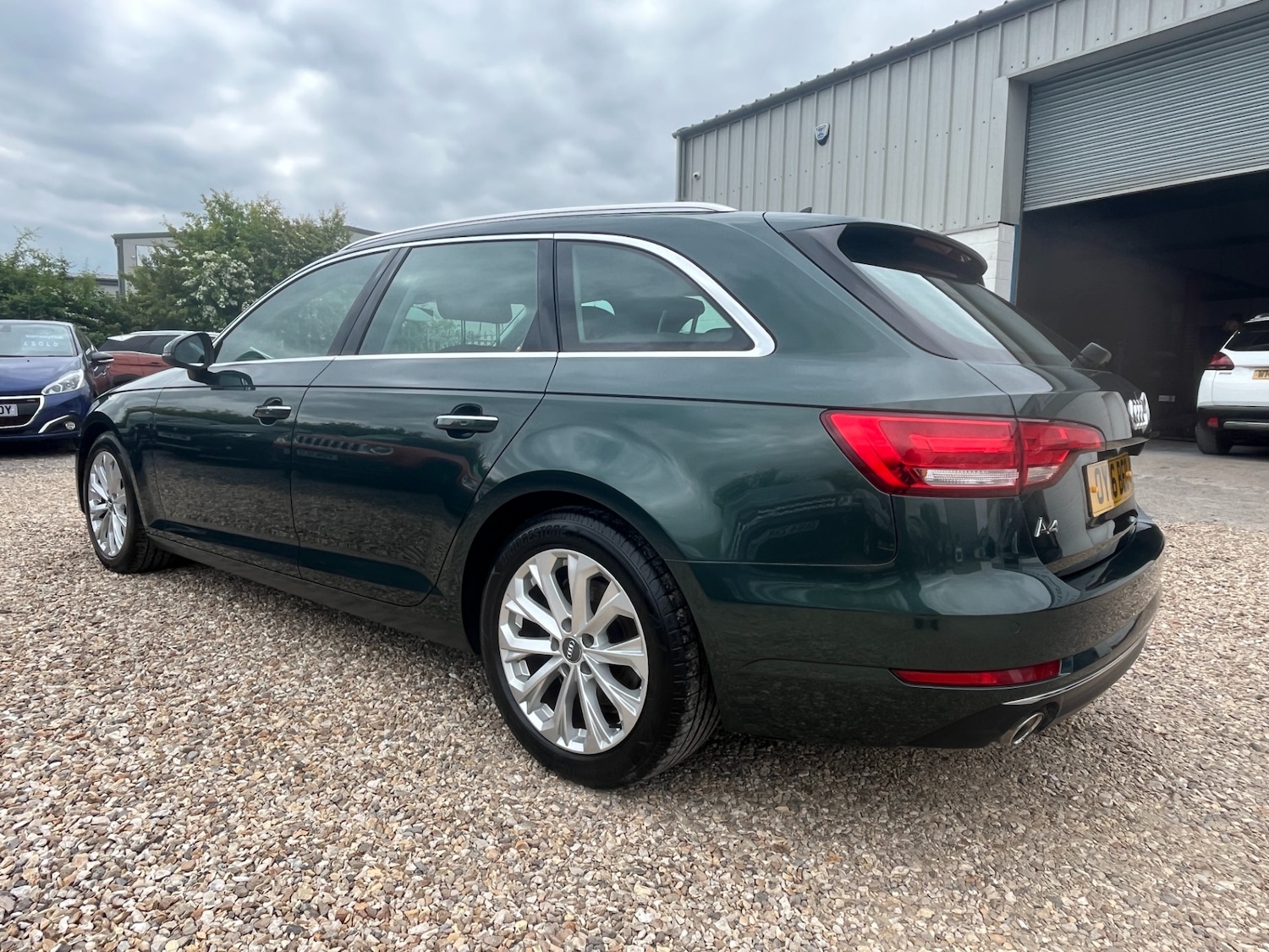 Used Audi A4 2016 for sale - 76553918: Photo 7