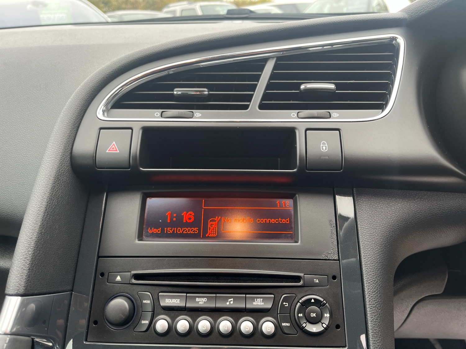 Used Peugeot 3008 2014 for sale - 76046086: Photo 14