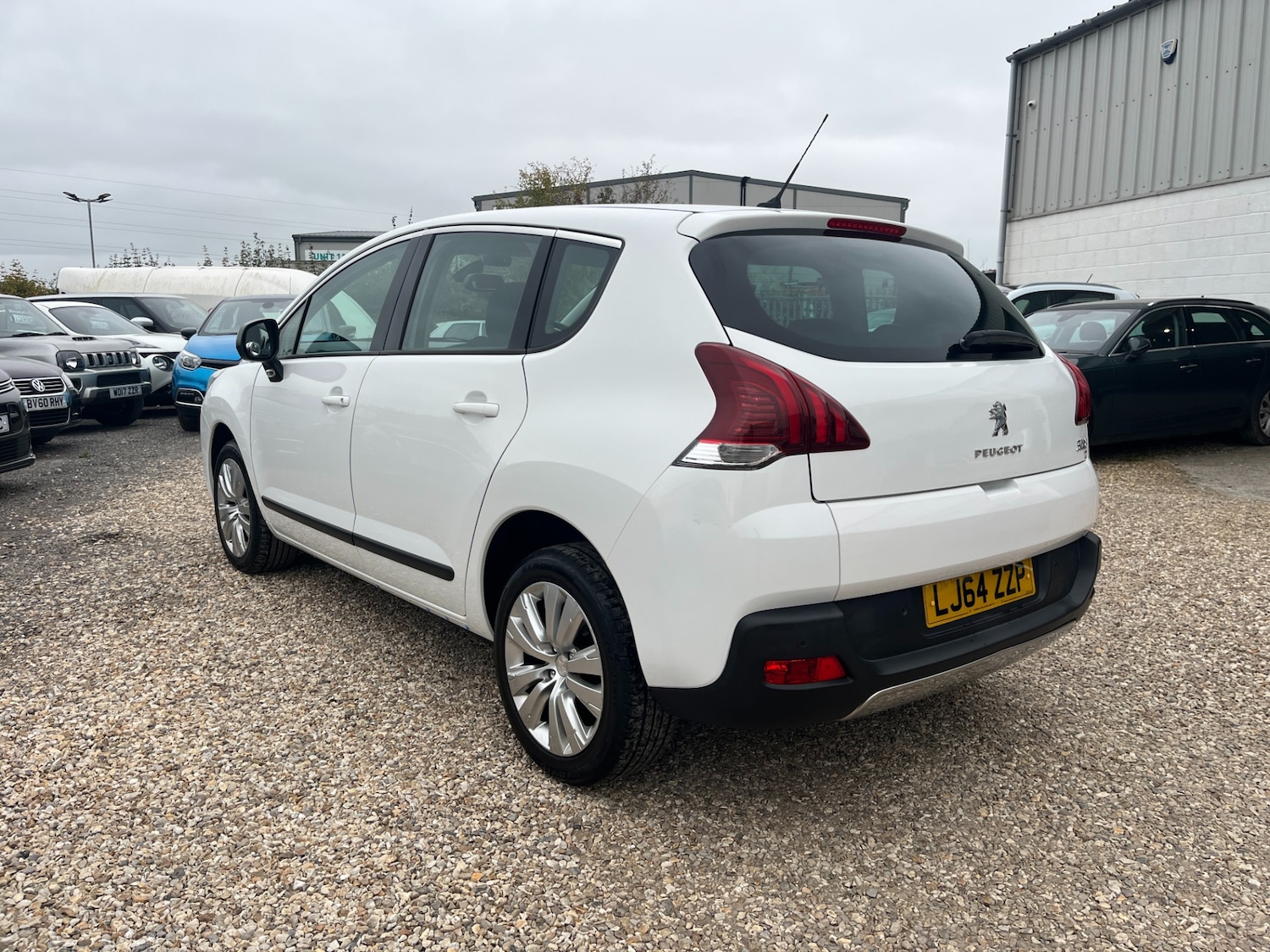 Used Peugeot 3008 2014 for sale - 76046086: Photo 7