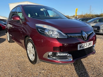Used Renault Scenic 2013 for sale - 76709235: Photo