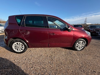 Used Renault Scenic 2013 for sale - 76709235: Photo