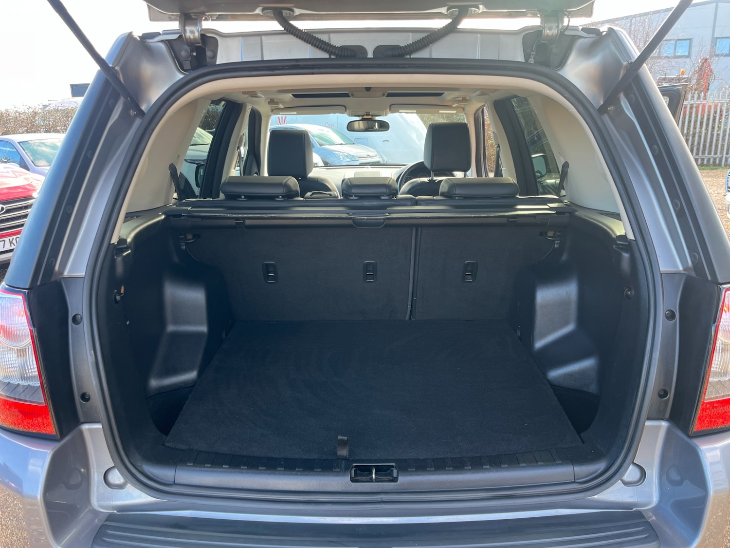 Used Land Rover Freelander 2011 for sale - 77339813: Photo 17