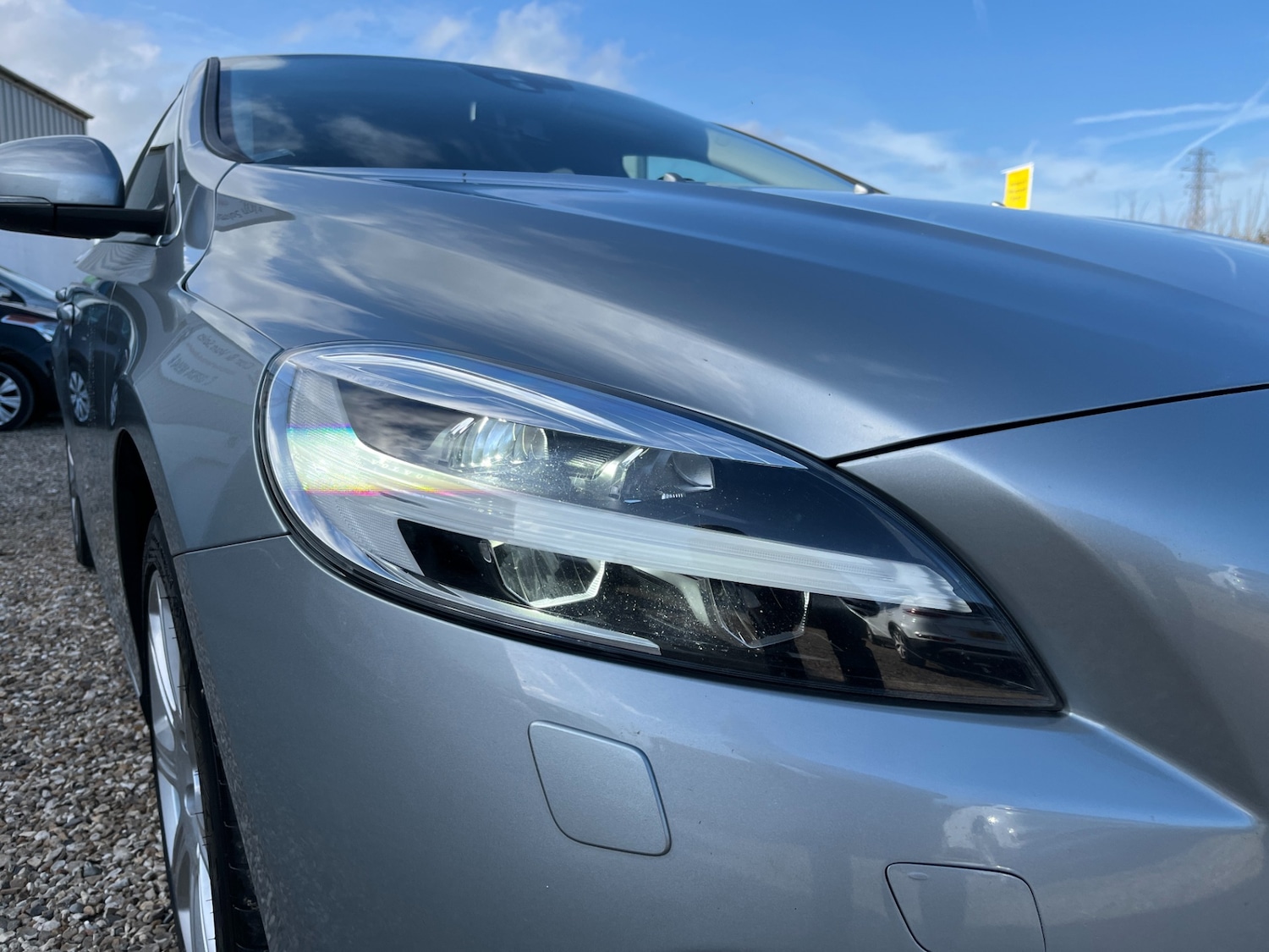 Used Volvo V40 2018 for sale - 77617899: Photo 10