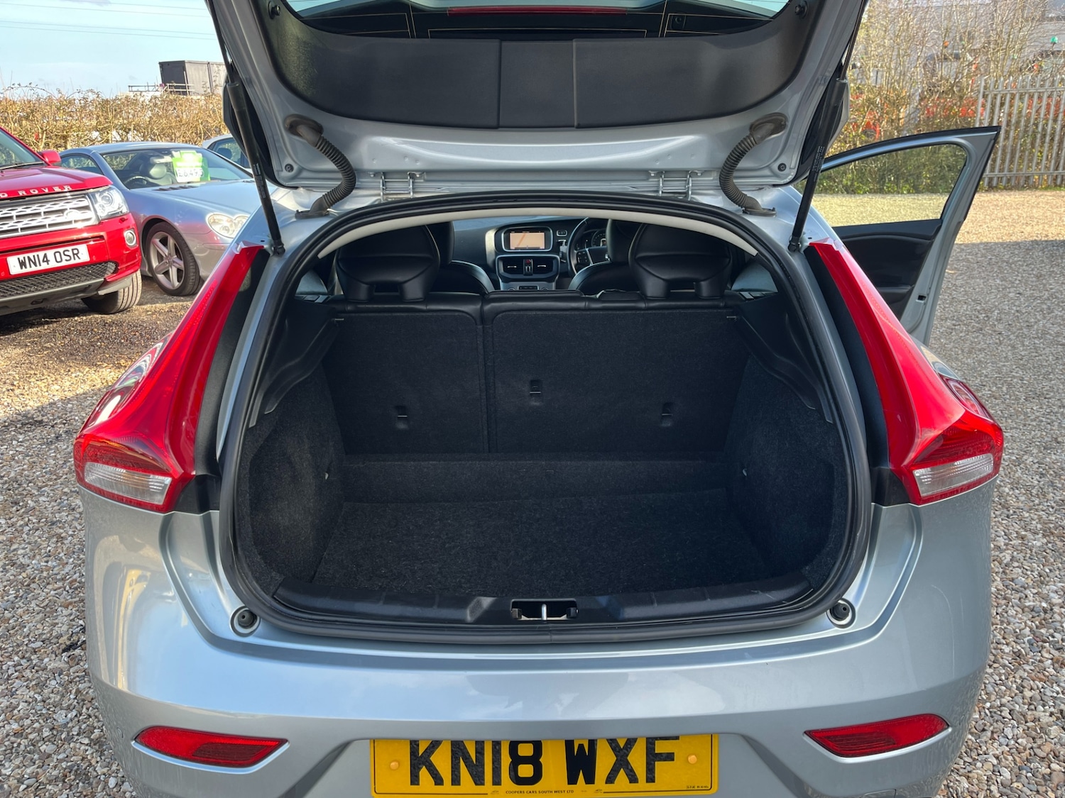 Used Volvo V40 2018 for sale - 77617899: Photo 17