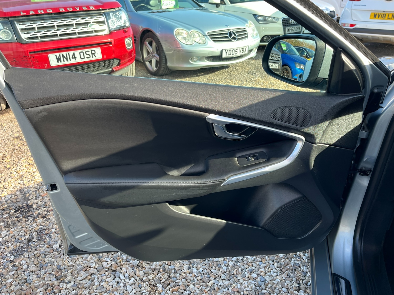 Used Volvo V40 2018 for sale - 77617899: Photo 18