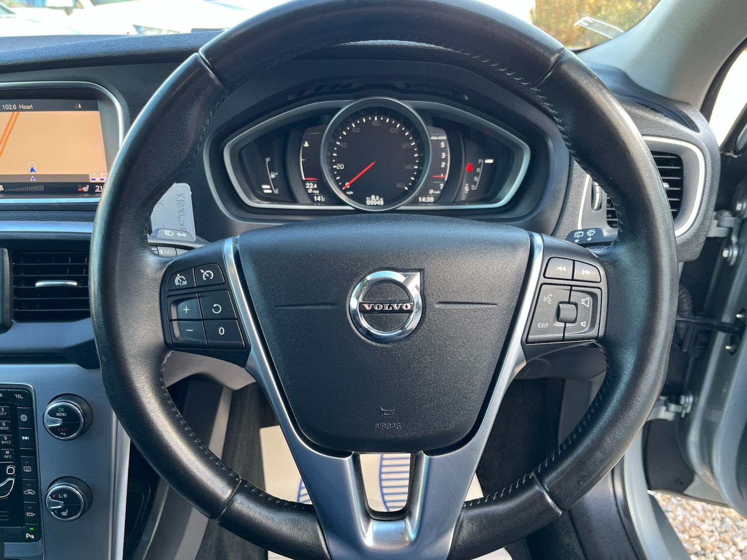 Used Volvo V40 2018 for sale - 77617899: Photo 20